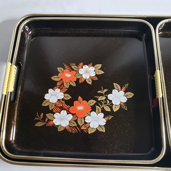 3 Piece Floral Lacquer Ware Serving Tray Set - Picture 4 of 6